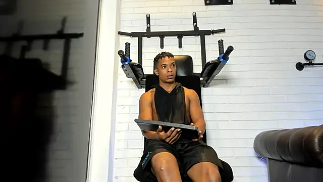 Snapshot of ItaloMoore chatting on October 2, 2025, 11:24 am ItaloMoore online show from October 2, 2025, 11:24 am