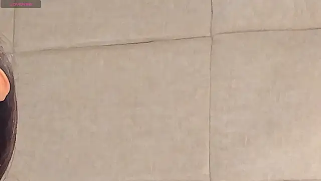 Snapshot of VioletHilton chatting on September 9, 2025, 9:24 pm VioletHilton online show from September 9, 2025, 9:24 pm