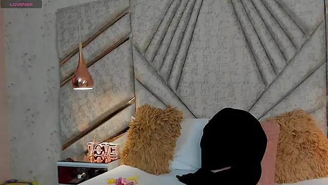 Snapshot of OliviaGarciaa chatting on September 18, 2025, 3:09 am OliviaGarciaa online show from September 18, 2025, 3:09 am