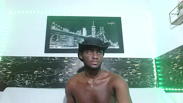 Snapshot of eebony_stallion chatting on September 24, 2025, 3:13 am eebony stallion online show from September 24, 2025, 3:13 am