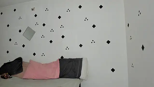 Snapshot of samaramour chatting on October 1, 2025, 11:36 am samaramour online show from October 1, 2025, 11:36 am