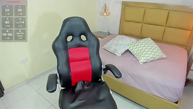 Snapshot of MELISSAROUGE chatting on September 23, 2025, 7:43 pm MELISSAROUGE online show from September 23, 2025, 7:43 pm