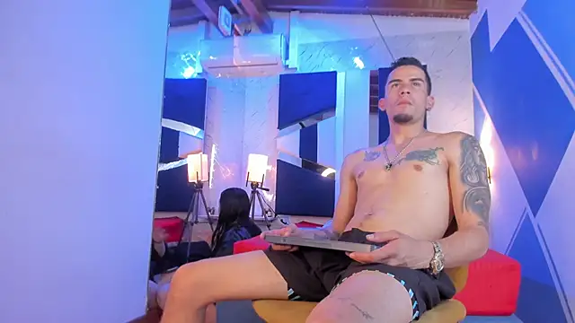 StrapSwingers online show from October 11, 2025, 8:54 pm