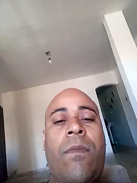 reisloko online show from October 25, 2025, 11:42 am