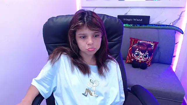 Snapshot of minnie_cake chatting on September 19, 2025, 8:24 pm minnie cake online show from September 19, 2025, 8:24 pm