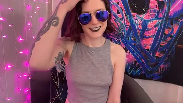 Snapshot of mistressannafoxx chatting on September 16, 2025, 5:14 pm mistressannafoxx online show from September 16, 2025, 5:14 pm