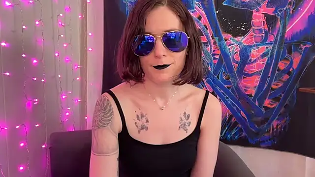 Snapshot of mistressannafoxx chatting on September 18, 2025, 8:45 pm mistressannafoxx online show from September 18, 2025, 8:45 pm