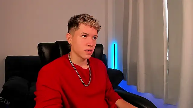 Snapshot of nathan_blake chatting on October 18, 2025, 3:47 pm nathan blake online show from October 18, 2025, 3:47 pm