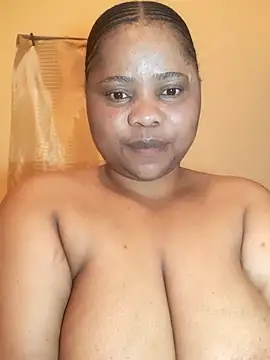 Snapshot of PRINCESSEMELXX93 chatting on October 12, 2025, 2:46 am PRINCESSEMELXX93 online show from October 12, 2025, 2:46 am