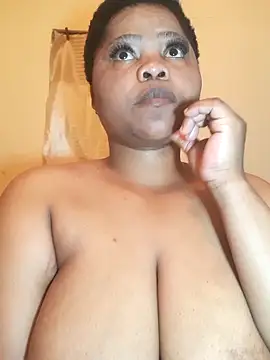 Snapshot of PRINCESSEMELXX93 chatting on October 4, 2025, 3:19 am PRINCESSEMELXX93 online show from October 4, 2025, 3:19 am