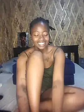 Snapshot of naked__ chatting on October 21, 2025, 4:12 am naked   online show from October 21, 2025, 4:12 am