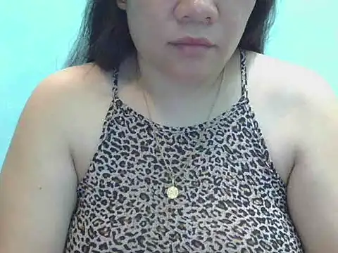 sexychubb101 online show from April 25, 2026, 4:04 am