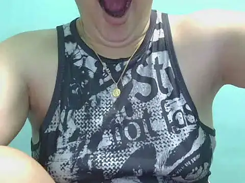 Snapshot of sexychubb101 chatting on October 16, 2025, 2:42 am sexychubb101 online show from October 16, 2025, 2:42 am