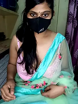 reena502 online show from October 3, 2025, 5:31 am