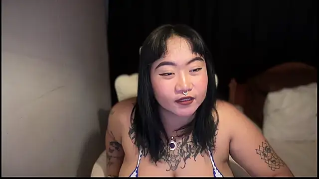  XXXKittyTingles online show from January 6, 2026, 5:55 am