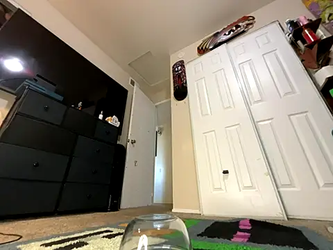 Snapshot of emocouplee666 chatting on October 23, 2025, 9:24 pm emocouplee666 online show from October 23, 2025, 9:24 pm