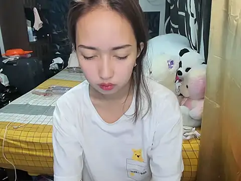 Snapshot of Soft_Angel8 chatting on September 22, 2025, 3:45 am Soft Angel8 online show from September 22, 2025, 3:45 am