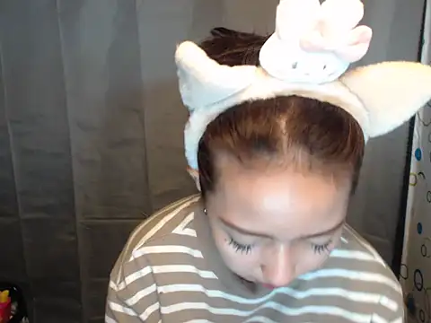 Soft Angel8 online show from April 8, 2026, 4:58 am