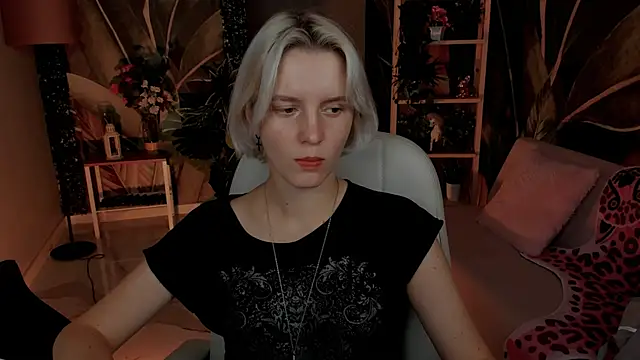 Snapshot of BethanyCloud chatting on October 6, 2025, 5:30 am BethanyCloud online show from October 6, 2025, 5:30 am