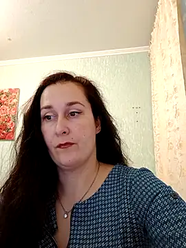 Amandda  online show from January 7, 2026, 2:22 pm