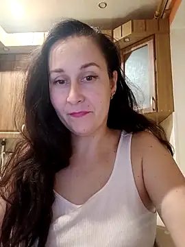 Amandda  online show from September 28, 2025, 5:53 pm