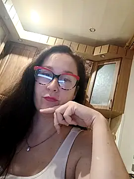 Amandda  online show from November 23, 2025, 7:24 pm