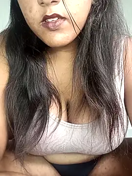 Snapshot of Cute_mikii chatting on October 9, 2025, 6:52 pm Cute mikii online show from October 9, 2025, 6:52 pm