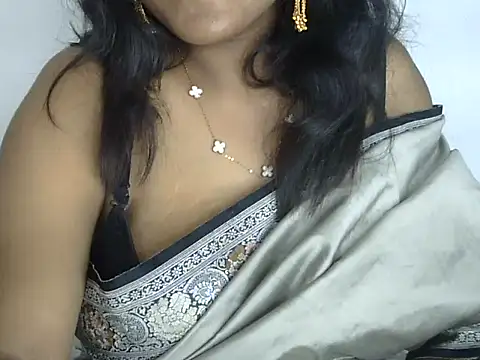 Cute mikii online show from March 6, 2026, 6:47 pm