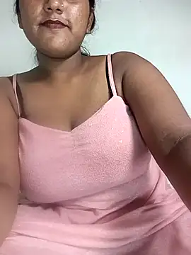 Snapshot of Cute_mikii chatting on September 27, 2025, 7:42 pm Cute mikii online show from September 27, 2025, 7:42 pm