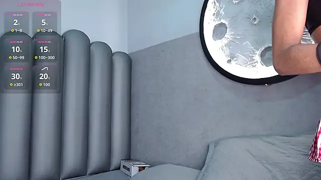 Snapshot of venus-03 chatting on October 19, 2025, 4:26 am venus-03 online show from October 19, 2025, 4:26 am