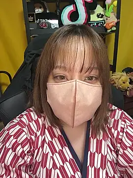 0kanna0 online show from September 28, 2025, 5:20 pm