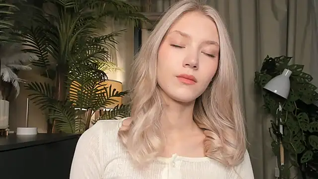 ChinBonnell online show from December 3, 2025, 5:41 am