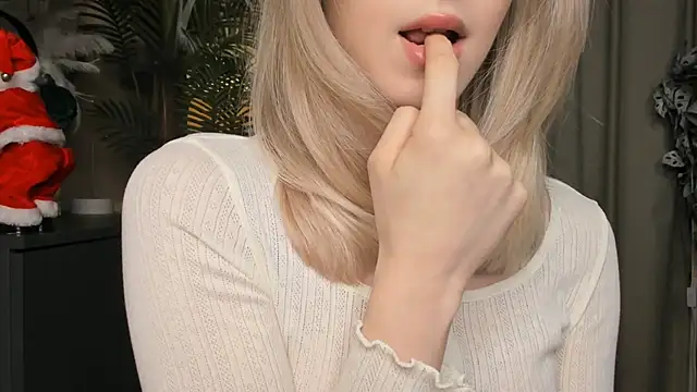 ChinBonnell online show from December 14, 2025, 5:57 am