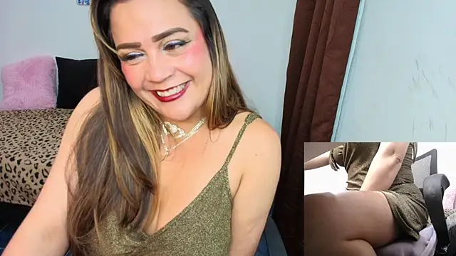 Paulina-Becerraa online show from July 18, 2026, 5:05 am