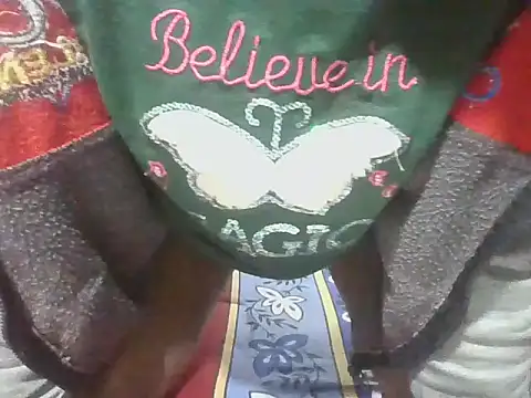 mala2580 online show from December 20, 2025, 4:43 pm