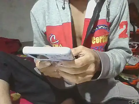 mala2580 online show from December 5, 2025, 6:17 pm