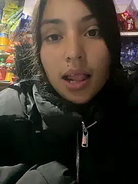 hotwife26 online show from January 18, 2026, 3:43 am