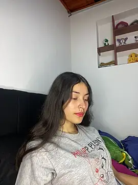 hotwife26 online show from April 11, 2026, 10:57 pm