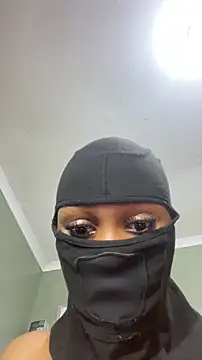 Snapshot of Sexy_blackwoman chatting on April 24, 2026, 4:42 pm Sexy blackwoman online show from April 24, 2026, 4:42 pm
