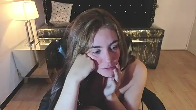 Snapshot of mia_millan_b chatting on September 17, 2025, 8:33 pm mia millan b online show from September 17, 2025, 8:33 pm