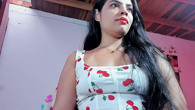 Snapshot of cristal_monroe chatting on October 16, 2025, 12:46 pm cristal monroe online show from October 16, 2025, 12:46 pm