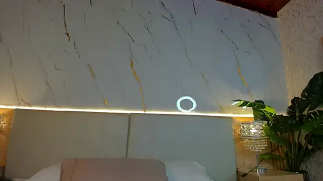 ChloeeMonroee online show from November 3, 2025, 12:42 pm