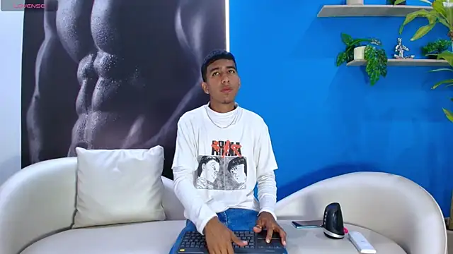 ender h0t online show from October 8, 2025, 1:23 pm