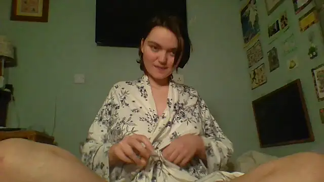 frenchie 2 online show from March 29, 2026, 9:38 pm