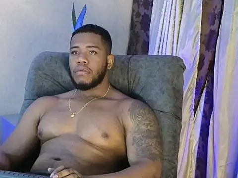 Snapshot of BenjaminCol_ chatting on October 17, 2025, 1:09 am BenjaminCol  online show from October 17, 2025, 1:09 am