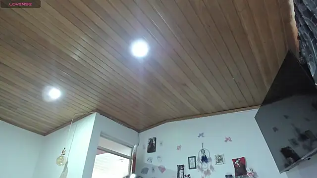 Snapshot of Fia__ chatting on September 18, 2025, 3:48 pm Fia online show from September 18, 2025, 3:48 pm