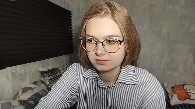 LiaVibes online show from March 6, 2026, 5:35 am