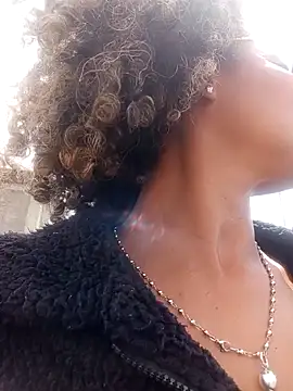 BiiancaEstradaa online show from February 7, 2026, 4:48 pm