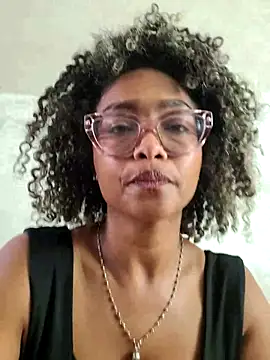Snapshot of BiiancaEstradaa chatting on June 25, 2026, 1:38 pm BiiancaEstradaa online show from June 25, 2026, 1:38 pm