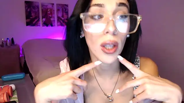 Sofia Amour online show from September 24, 2025, 12:07 am